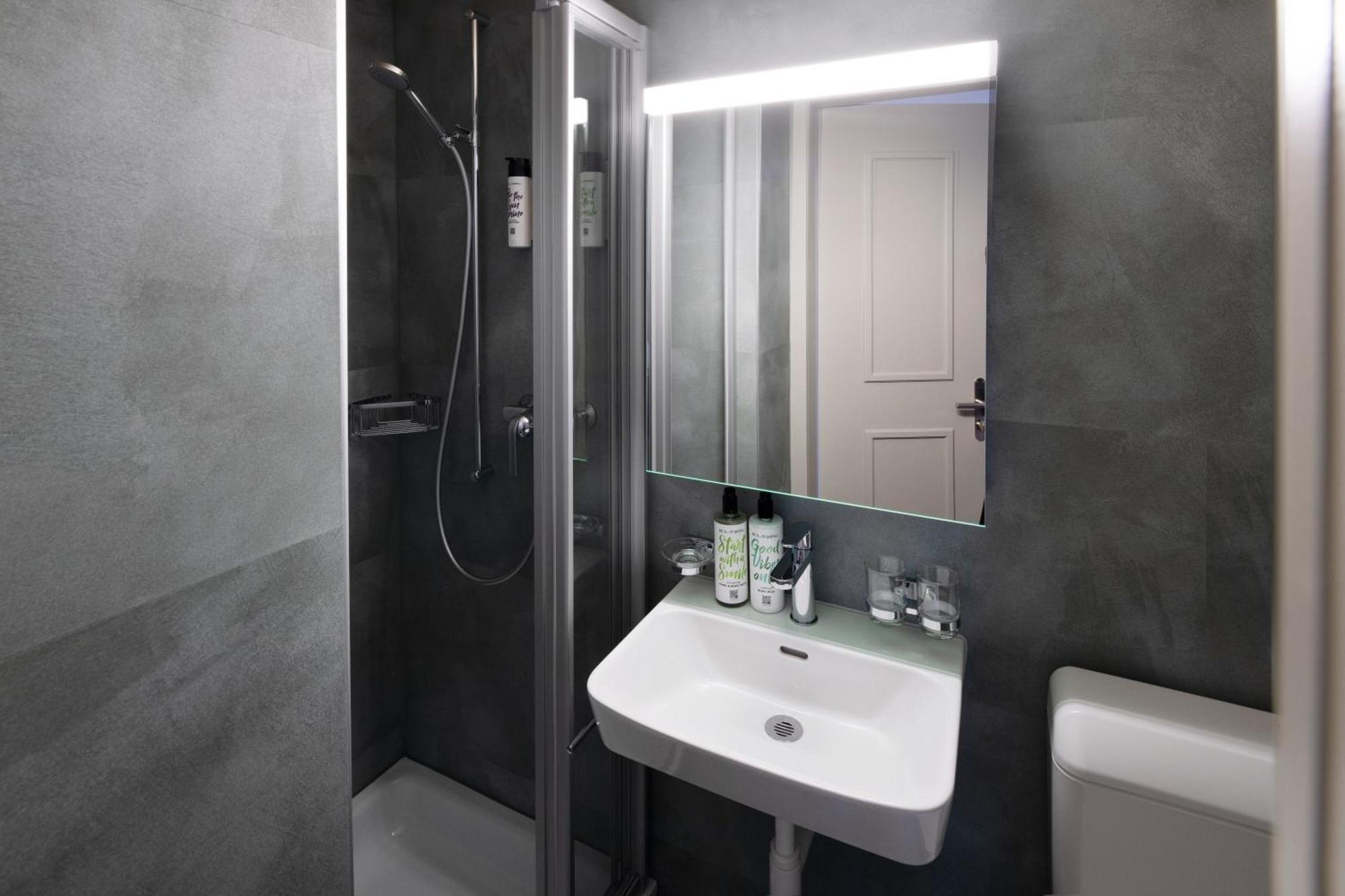 Hotel Bergidyll - Riders Haven Self Check-In Hotel Andermatt Luaran gambar